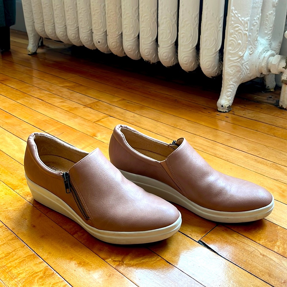 Tan slip on shoe with 1.5” heel